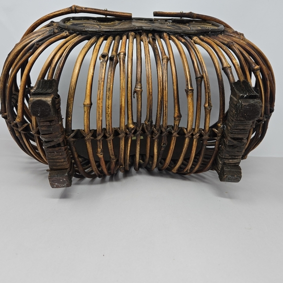 CBK aka Ganz Vintage Bamboo & Wood Handled Table Basket Leaf Vine Design Rustic - Picture 6 of 6